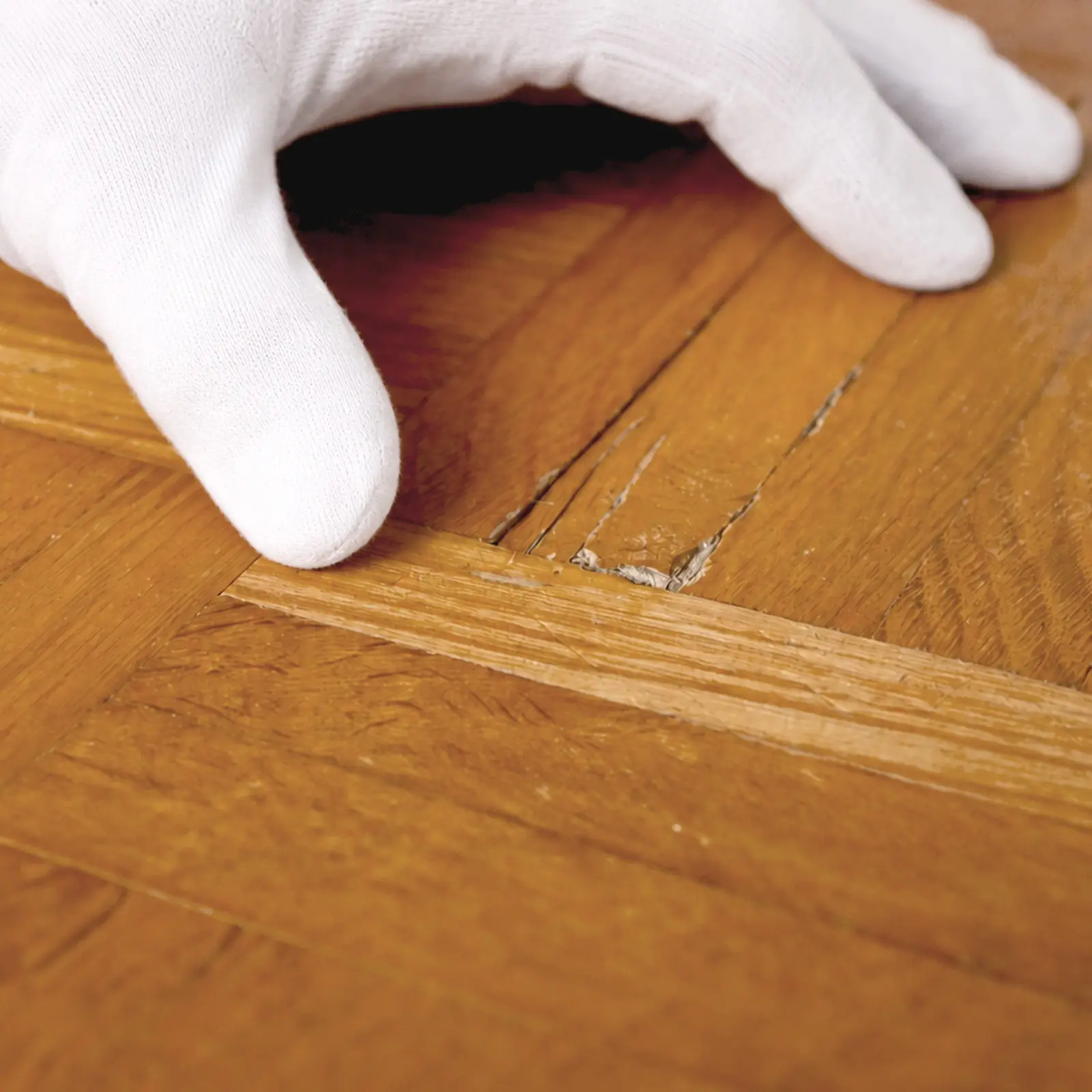 Removal Damage - Table