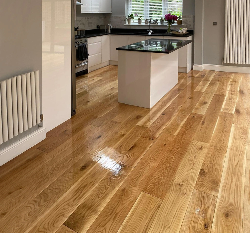 Floor repair, sanding and finishing service