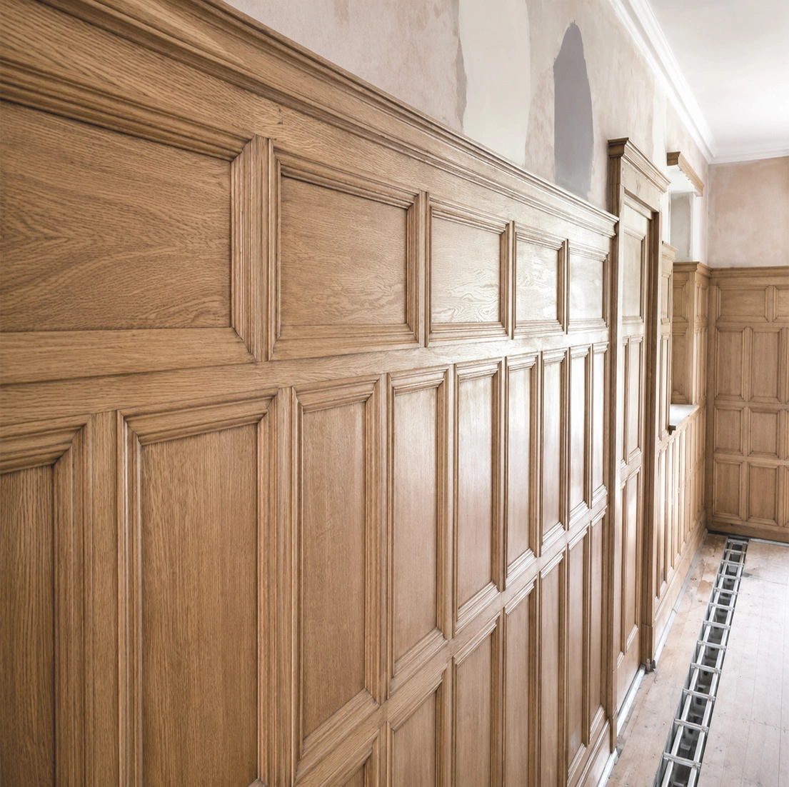 Wall panelling and veneer finishing