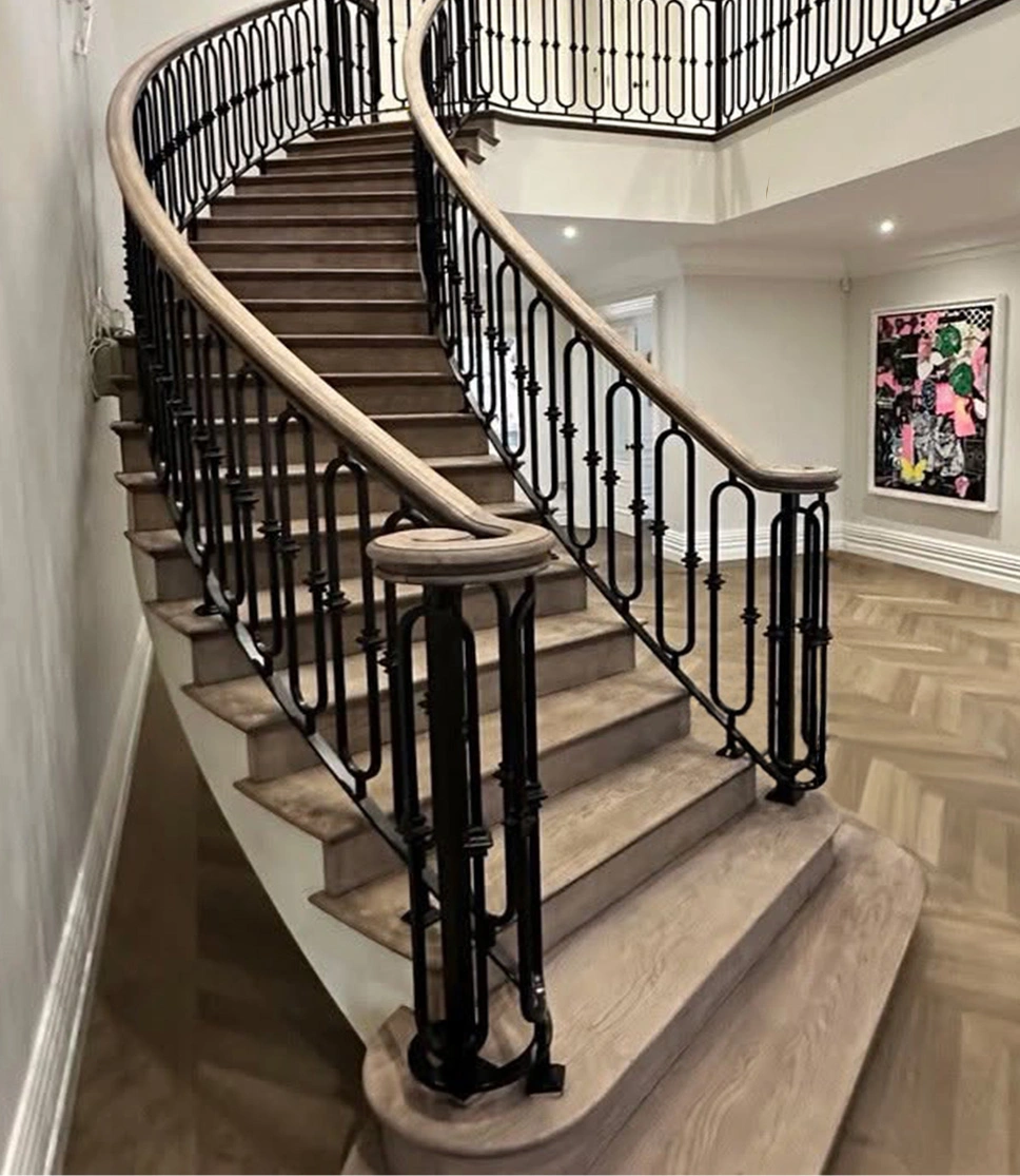 Grand staircase repair, Sand, Finishing